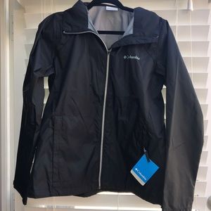 Columbia NWT women’s lightweight windbreaker